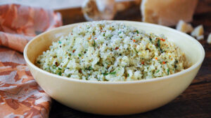 Green Giant's recipe for buttery parmesan riced cauliflower will have everyone loving your cooking!