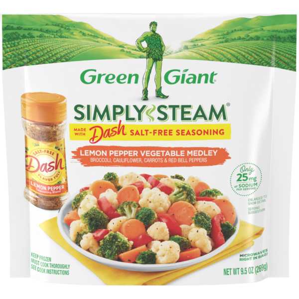 Green Giant Simply Steam Lemon Pepper Vegetable Medley with Dash Salt-Free Seasoning, broccoli, cauliflower, carrots, and red bell peppers.